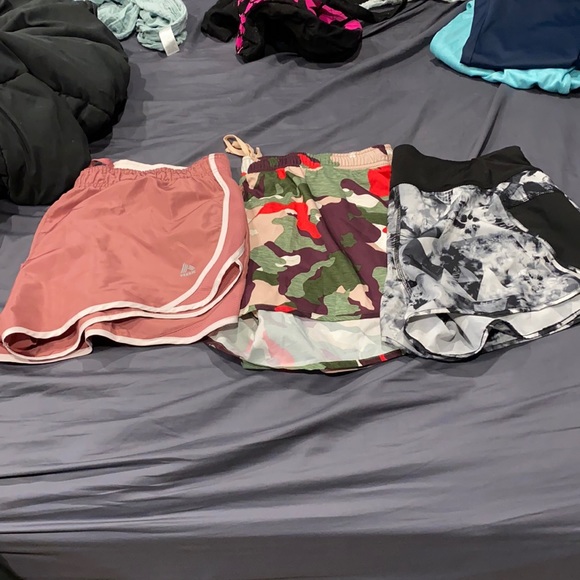 Size large workout shorts! - Picture 1 of 4